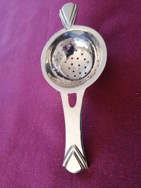 Vintage Silver Plated Tea Strainer.