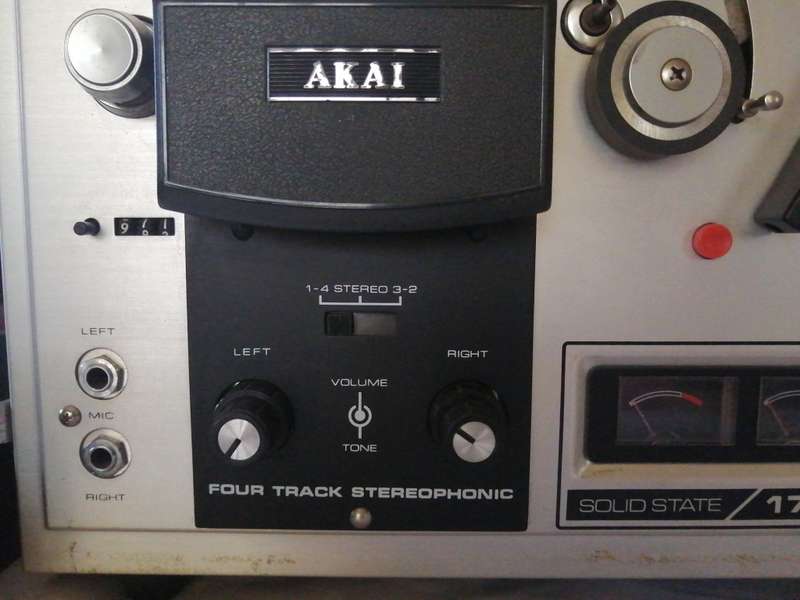 Vintage Akai Solid State 1720L Reel to Reel Tape Player