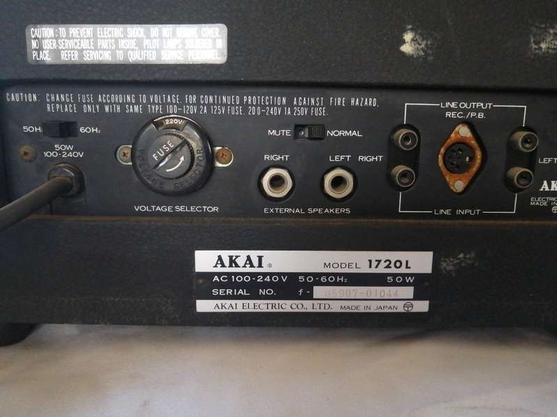 Vintage Akai Solid State 1720L Reel to Reel Tape Player