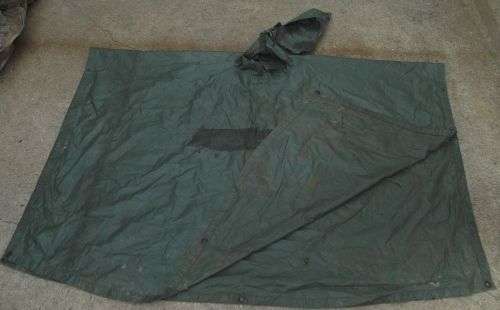 ANGOLAN PONCHO/GROUND SHEET
