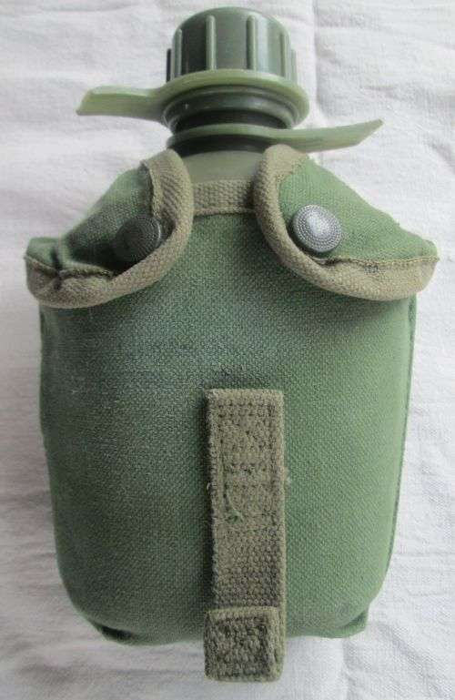 "ONBEKEND" WATER BOTTLE 2
