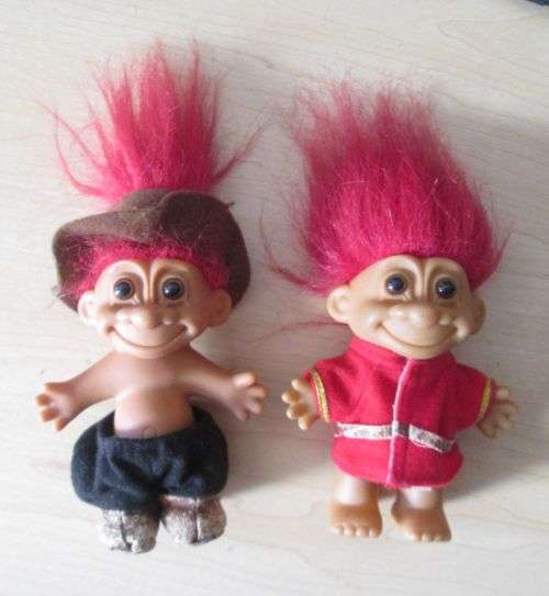 RUSS TROLLS