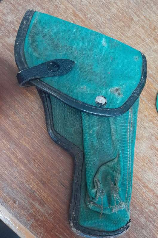 KOEVOET/32 BATTALION HOLSTER