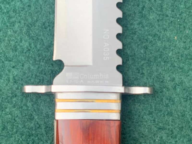 COLUMBIA NA035 SHEATH KNIFE