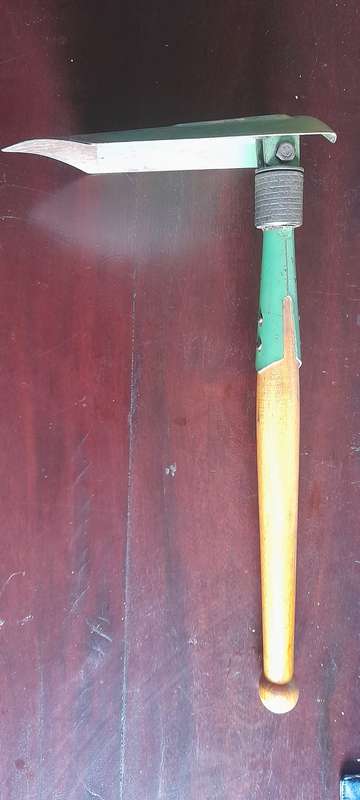 ROMANIAN (SWAPO?) ENTRENCHING TOOL