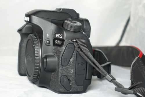 Canon 80D