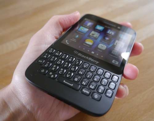 BLACKBERRY Q5 Smartphone for SALE: Pre-Owned + Charger + Brand New Flip Ca. Collections are allowed.