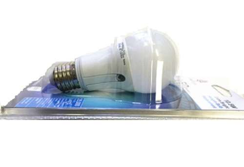 LED Light Bulb: 10.5W Fitted With a Day and Night Sensor. Collections are allowed.