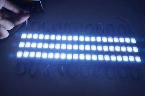 LED LIGHT MODULES: WATERPROOF INJECTION MOULDED with LENS in COOL WHITE COLOUR. Collections allowed