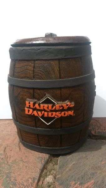 Ice Buckets: Harley Davidson. Brand New Products. Collections are allowed.