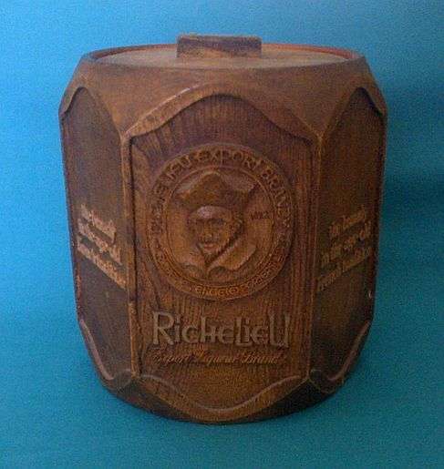 Ice Buckets: Richelieu Premium Export Liqueur Brandy. Novelty New Products. Collections Are Allowed.