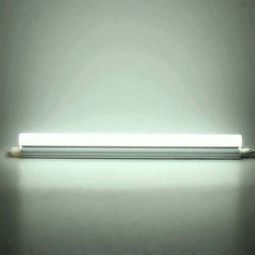 LED Tube Lights. Integrated Fluorescent Complete with Bracket and Fittings. Collections allowed