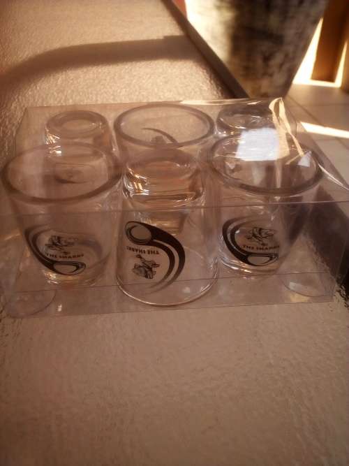 SHARKS RUGBY 6-SHOOTER GLASSES GIFT PACK. Collections are allowed.
