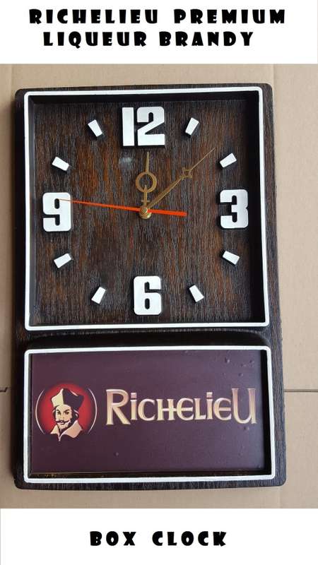 Richelieu Premium Liqueur Cognac Brandy Box Clock. Brand New Product. Collections are allowed.