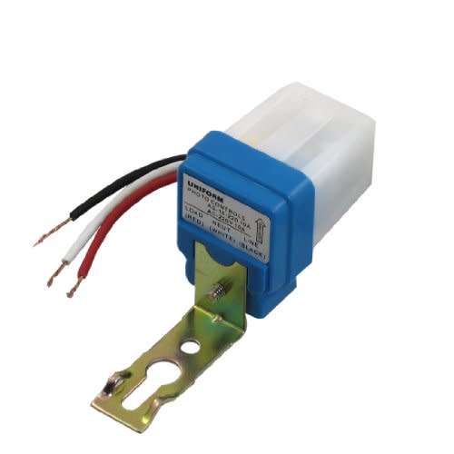 Day Night Sensor / Switch / Detector 220Volts 10A. Day Night Auto Control Unit. Collections Allowed.
