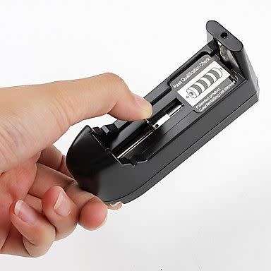 Universal Battery Charger. 18650, 14500, 16340, 10440, 26650, AA etc. Collections Are Allowed.
