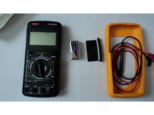 Digital MultiMeter With A Large Screen. Collections are allowed.