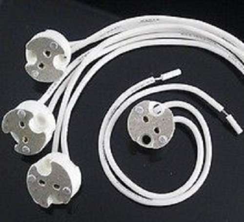 MR16 / MR11 / GU5.3 / G4 Base LED/Halogen Ceramic Bulb Wired Connector/Socket. Collections Allowed.