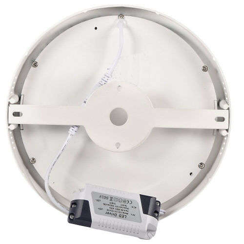 LED Ceiling Lights: Surface Mounted Round Complete with Fittings + Driver/PSU. Collections allowed.