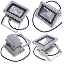 LED FLOODLIGHTS: 20W 220V
