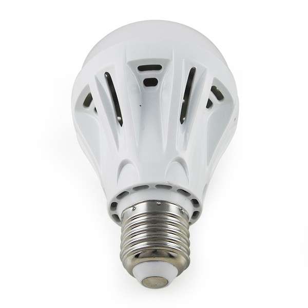 LED LIGHT BULBS - 9W 220V BULBS E27 COOL WHITE....Special Offer