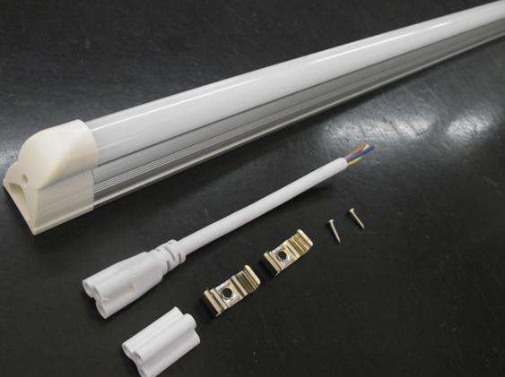 LED T5 TUBE LIGHTS COMPLETE WITH BRACKETS AND FITTINGS.... Integrated Turn-Key Product