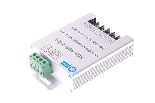 30Amp RGB AMPLIFIER DC12V ~ 24V. Collections are allowed.