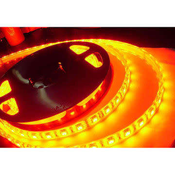 100m LED Strip Rope Light: ORANGE 220V Complete With Connector Plug + End Cap. Collections Allowed.