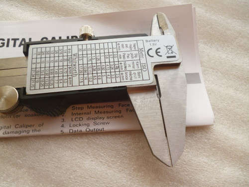 Precision Electronic Digital Calipers: 150mm / 6inches. Collections are allowed.