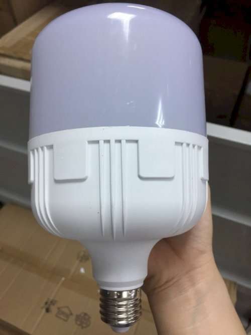 Clearance Special On Warm White 30W LED E27 Light Bulb, Lamp, Globe AC170~240V. Collections Allowed.
