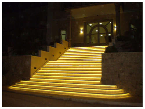 LED Strips Lights 12Volts Waterproof SMD3528 Warm White Colour 5-metre Rolls Collections Are Allowed