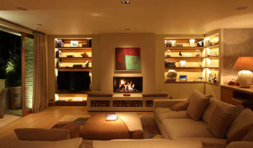 LED Strips Lights 12Volts Waterproof SMD3528 Warm White Colour 5-metre Rolls Collections Are Allowed
