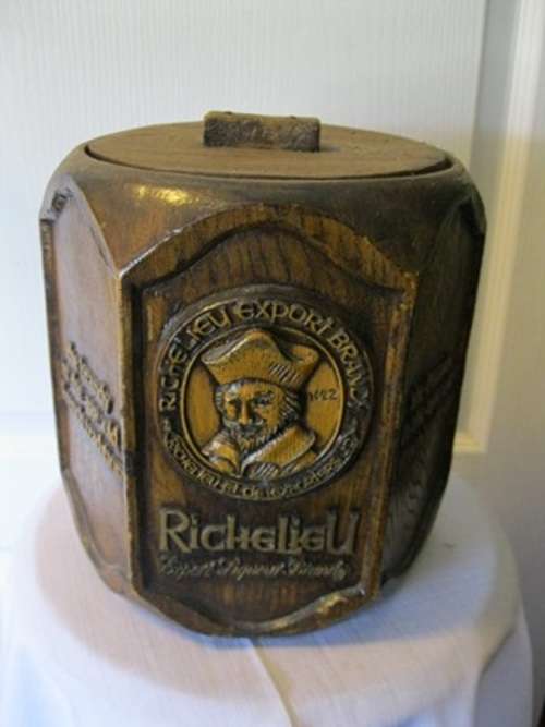 Richelieu Premium Export Liqueur Brandy Ice Buckets. Brand New Products. Collections are allowed.