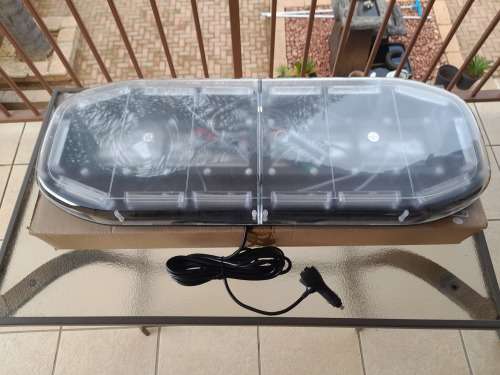 Construction Vehicle LED Flash Strobe Roof Top Amber Light Bar. Magnetic Mount. Collections Allowed.