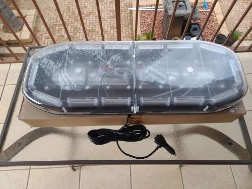 Construction Vehicle LED Flash Strobe Roof Top Amber Light Bar. Magnetic Mount. Collections Allowed.