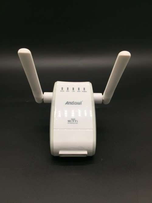 WiFi Router Signal Repeater, Amplifier, Wireless-N Extender, Transponder. Collections are allowed.