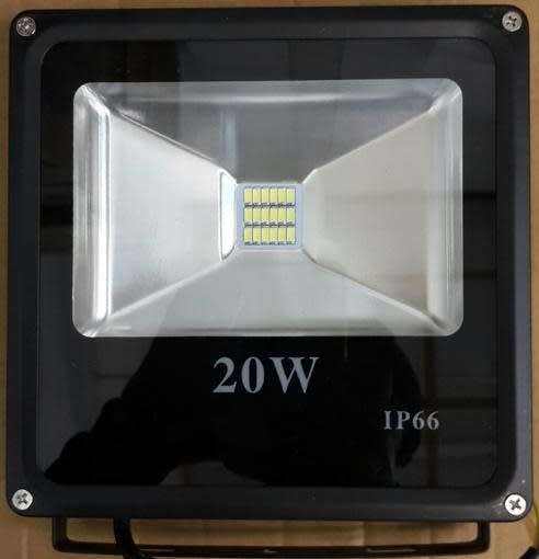 LED Floodlights In Cool White 20W 220V AC Black Slim Line. Collections Are Allowed.