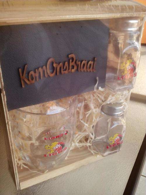 Lions Rugby Glass Beer Mug + Glass Salt & Pepper Gift Pack in a Wooden Crate. Collections Allowed