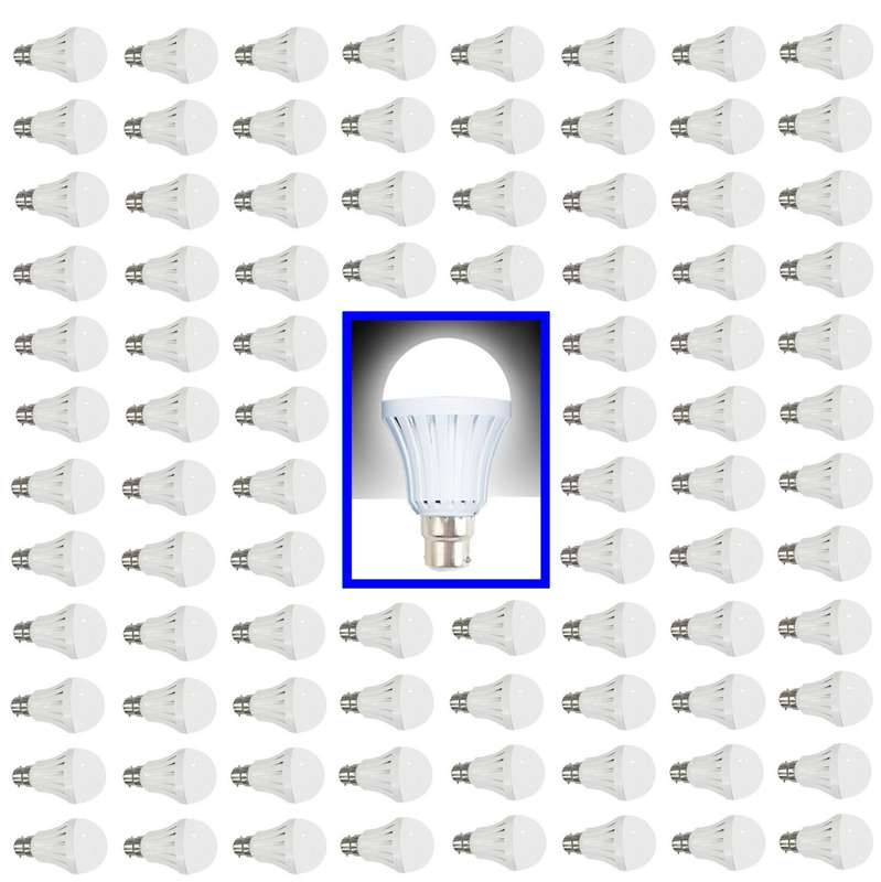 Bulk Sale: 50x LED Light Bulbs 9W LED 12V B22. Ideal For Solar Systems. Collections Are Allowed.