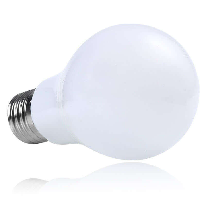 Ultra Bright LED Light Bulbs. 6W LED 12V E27. This is a 12Volts product. Collections Are Allowed.