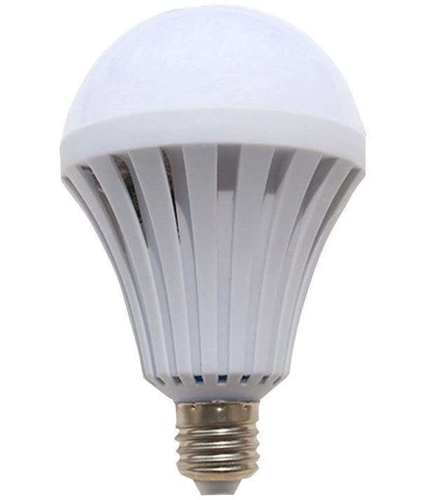 LED Light Bulbs 9W 12V E27 Edison Screw Cap Cool White. Special Offer. Collections Are Allowed.