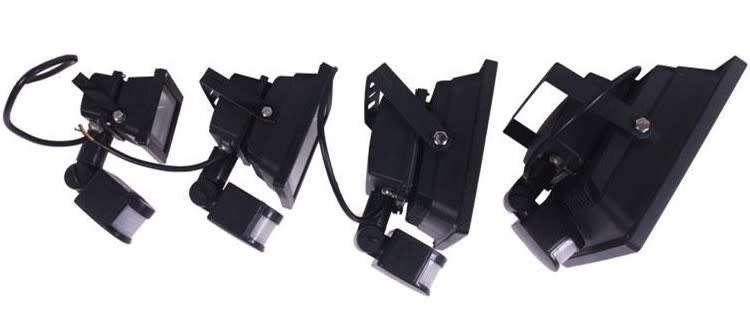 20W PIR Motion Sensor LED 220V AC Floodlights In Cool White. Collections Are Allowed.