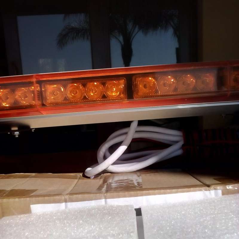 Tow Truck Breakdown Recovery Vehicle Roof Top Strobe Flash LED Light Bar. Collections Are Allowed.