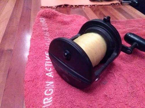 DAIWA SEALINE SL 250H GRAPHITE TROLLING REEL