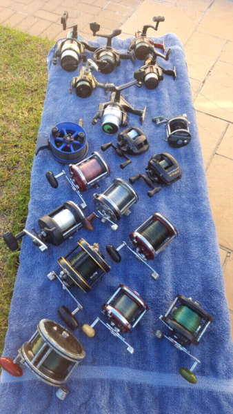 Fishing Reels for sale.. 20 REELS SEE PIC's