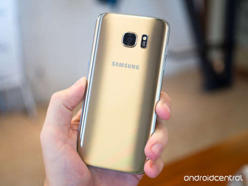 Samsung Galaxy S7 - Gold- 32GB - up to 288GB - 4K Video Recording - Be Batman