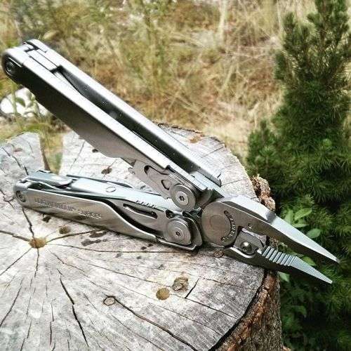 Authentic Leatherman - Surge® - 21 tools in 1 - The Power House Multi-Tool - Brand New Condition