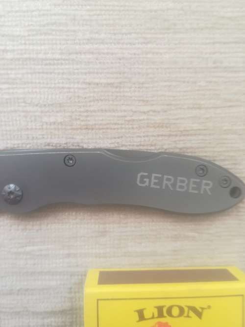 Gerber Pocket Knife, versatile and compact