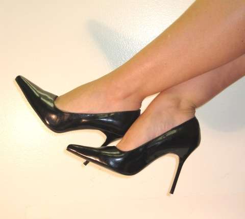 4" High Heels Classic Pumps- Brand New! US12 / SA9