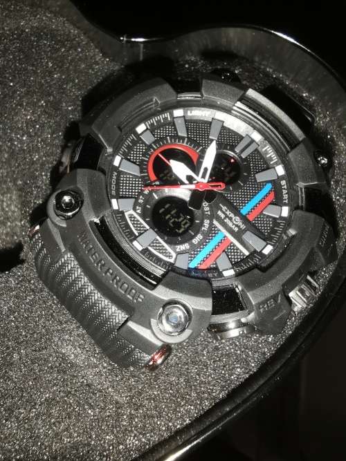 Exponi Watch